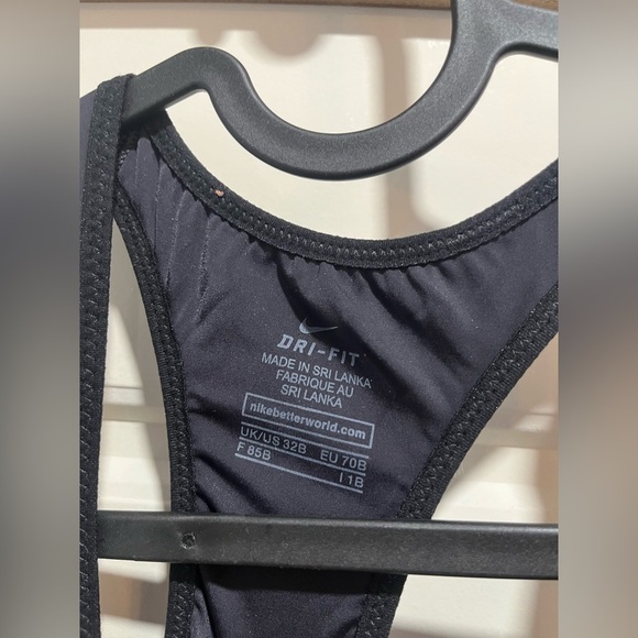 Nike bra - Picture 5 of 5